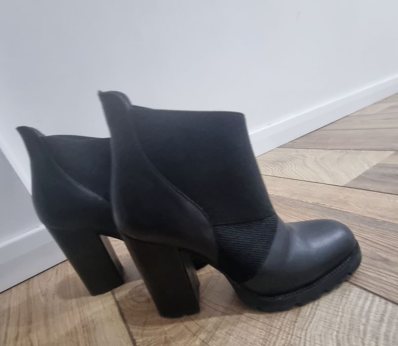 Продам новые ботильоны