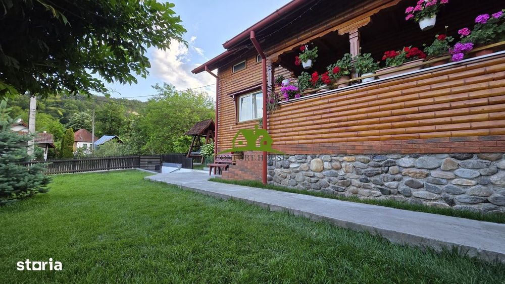 Casa P+M cu 4 camere  si 485 mp teren pe Dealul Malului, Rm Valcea