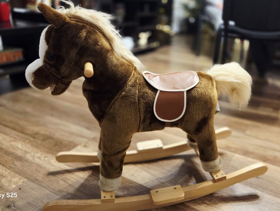 Căluț balansoar copii