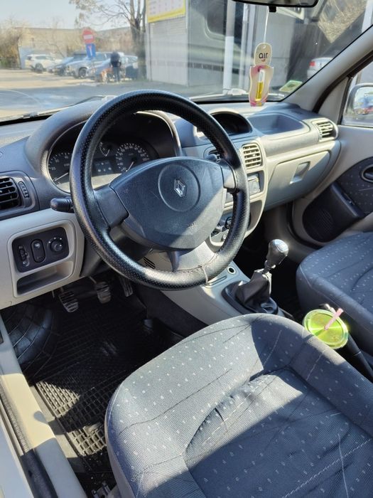 Renault Clio Symbol 1.5 - An 2004