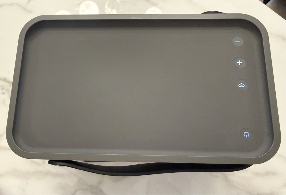 Boxa Bang & Olufsen Beolit 12