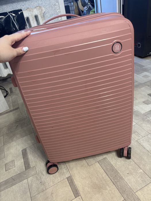 Чемодан с сумкой