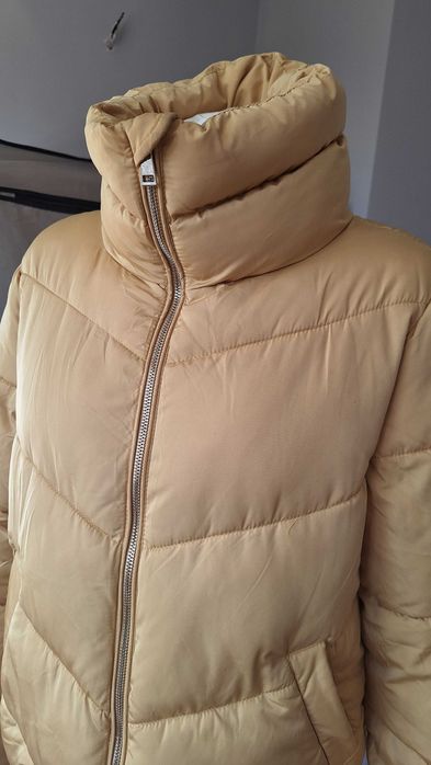 Дамско яке Stradivarius