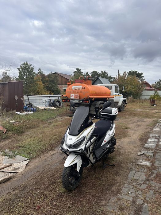 Продам скутер макси