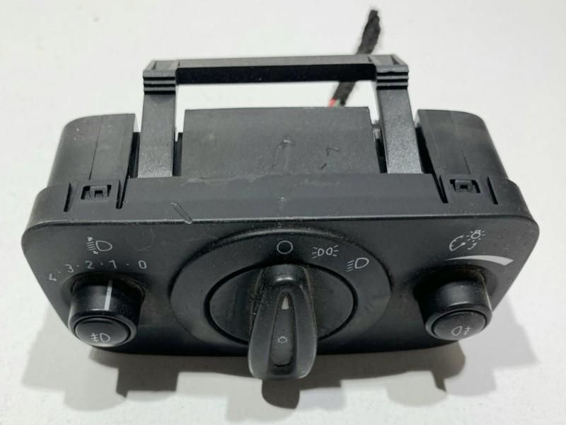 Bloc lumini Ford Grand C-Max AV6T-13A024-AC Cutie automata