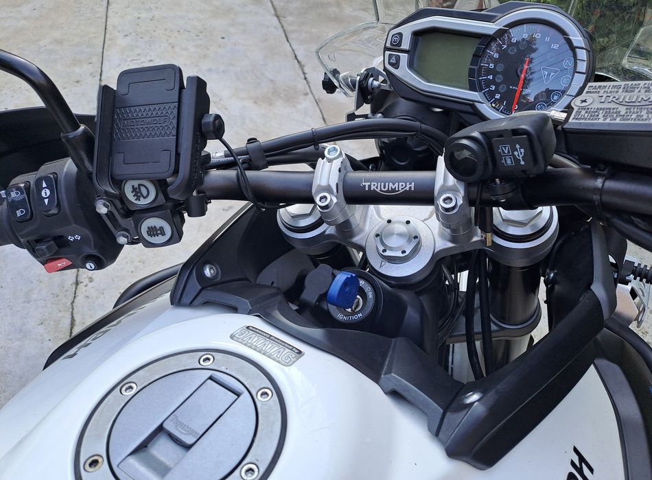 TRIUMPH Tiger 800 XRX, 2015. ITP Oct. 2027