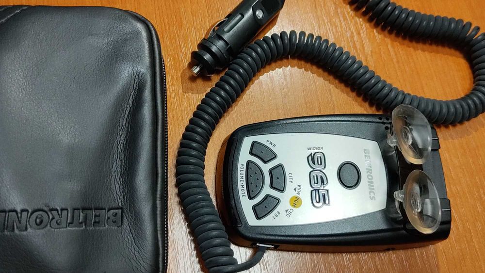 Detector radar BELTRONICS pentru orice tip de radar