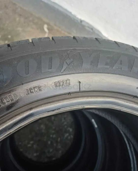 215/55R17 Goodeyar шины