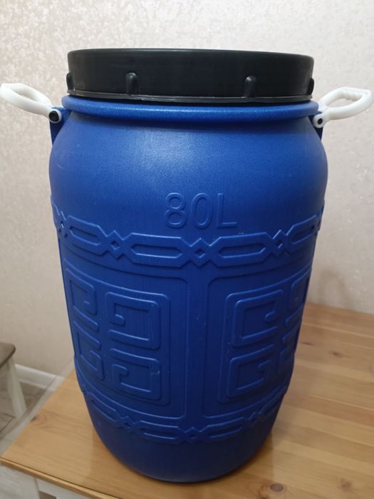 Продам бочку 80литров