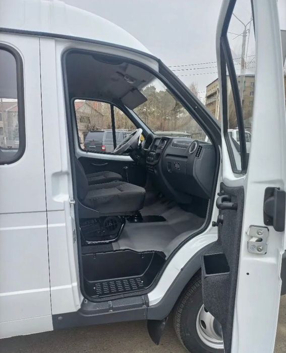 ГАЗЕЛЬ 3302. 2.7