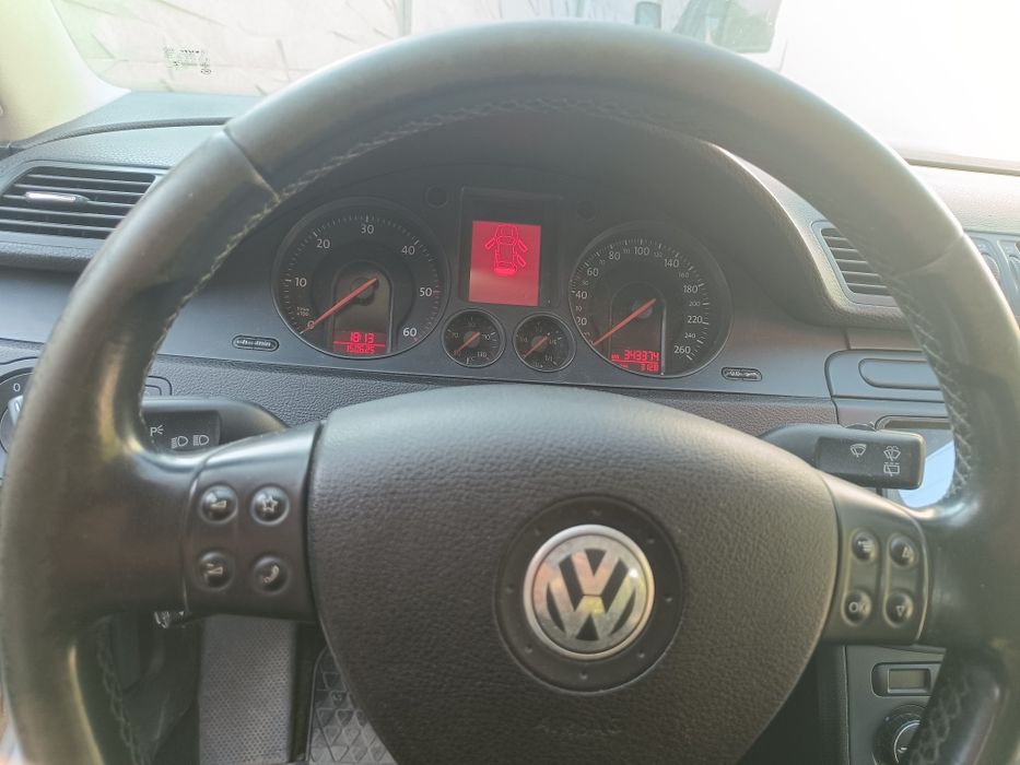 Vand passat b6 bmp 2007!  Proprietar de 4 ani!