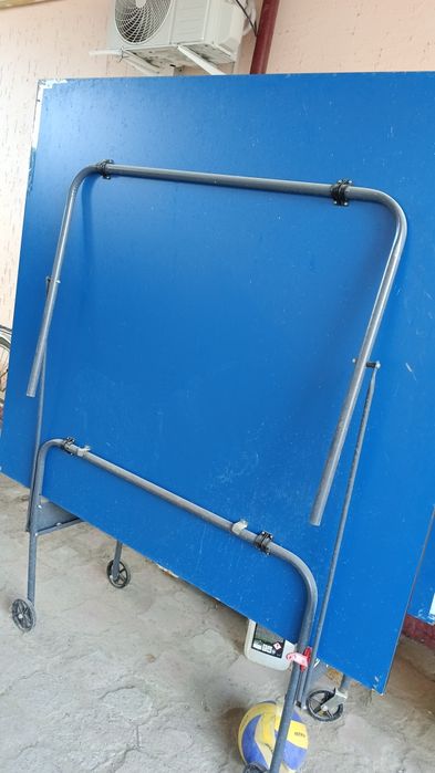 Продам Теннисный стол.