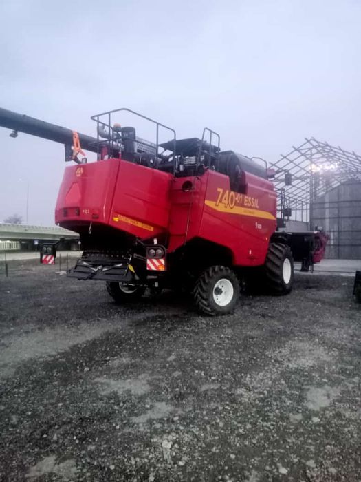 Комбайн Есиль 740-01