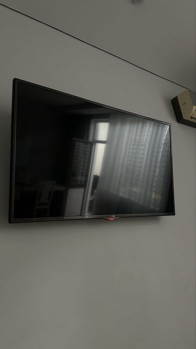Телевизор большой LG
