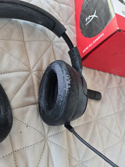 Безжични геймърски слушалки HyperX Cloud Flight S - Qi Charging (за ремонт или резервни части)