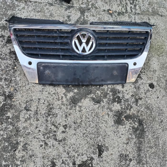 Grila radiator vw passat B6