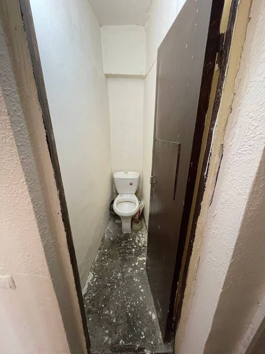 1 хонали 2 хона килинган уй сотилади. Ипатека бор