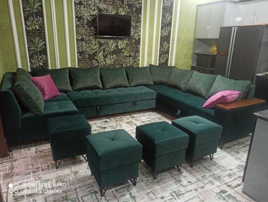 Мягкий мебель уголок