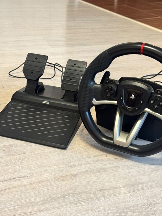 HORI Racing Wheel APEX (PS5 / PS4 / PC)