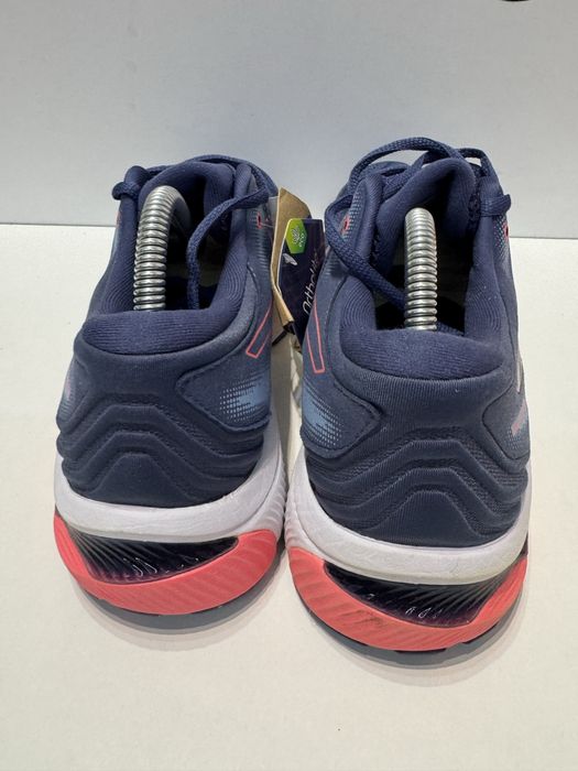 Маратонки ASICS GEL  GLORIFY  5. Номер 40.5