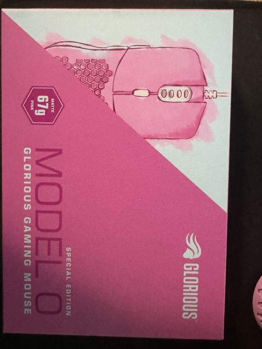 Glorious Model O Геймърска мишка-Лимитирана серия