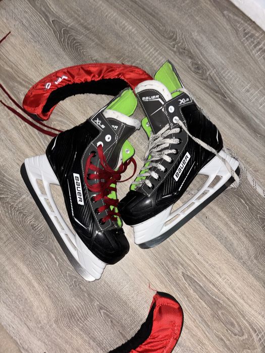 Продам коньки Bauer xls