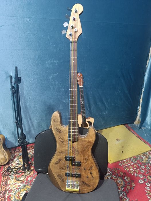 Продаю усилитель звука