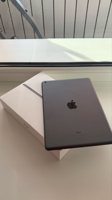 Планшет Apple iPad 2021