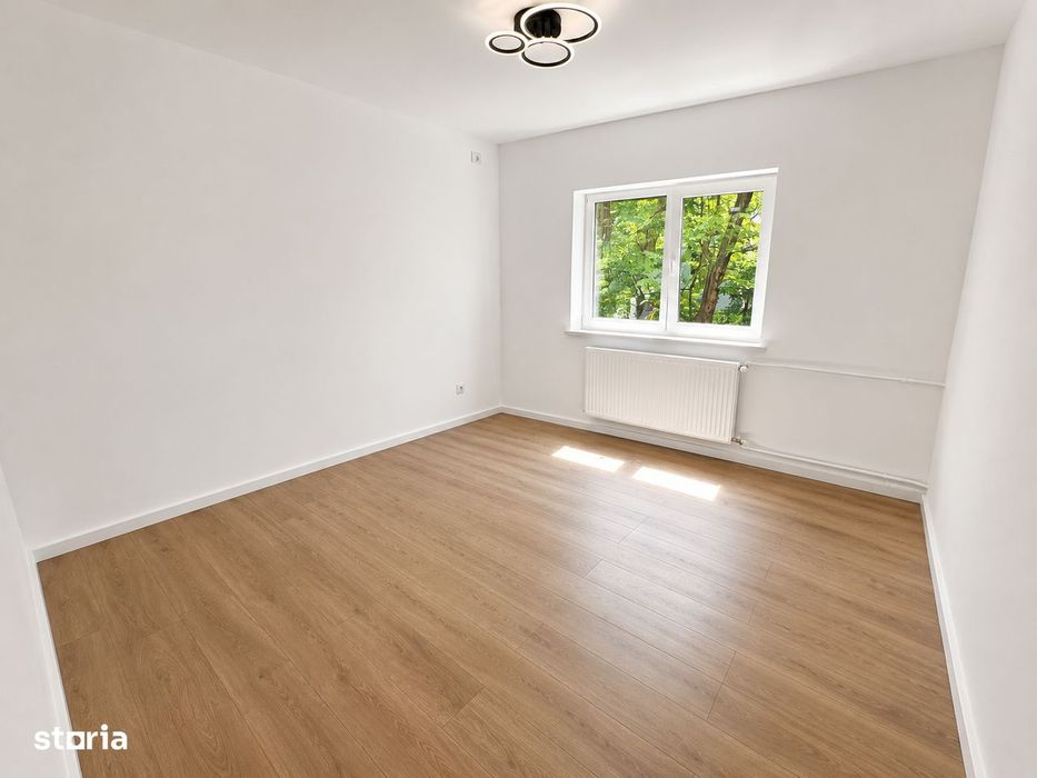 Apartament 2 Camere | Decomandat | Etaj 1 | Renovat Complet | 1985 — fotografia 1
