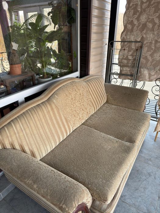 Продам кресло ( не раскладывается)