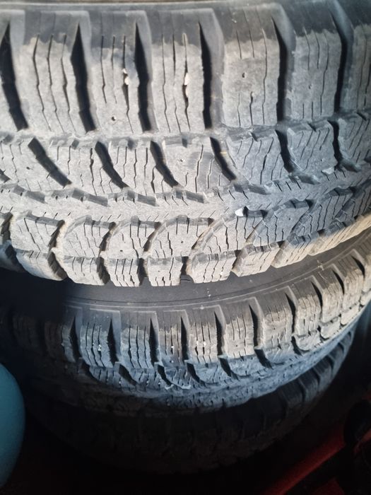 Jante BMW cu cauciucuri de iarna 195/65r15