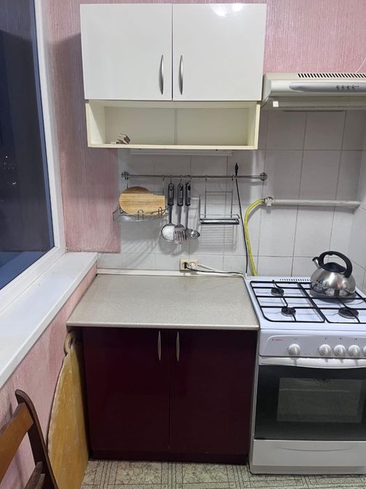 Продаётся линолеум,шкаф,кухня