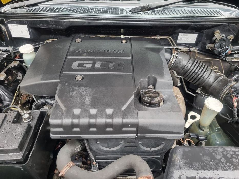 Dezmembrari dezmembrez Mitsubishi Shogun Pajero Pinin