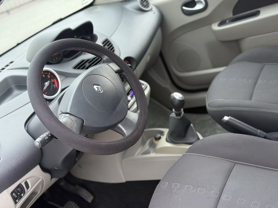 Renault Twingo II • 2008 • 1.2 Benzină • 75 CP • Euro 4 • Panoramic •