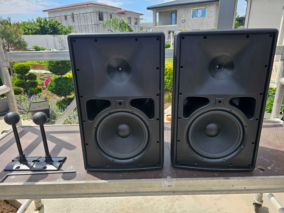 Boxe de exterior pentru terasa / restaurant JBL CONTROL 30+ Subwoofere