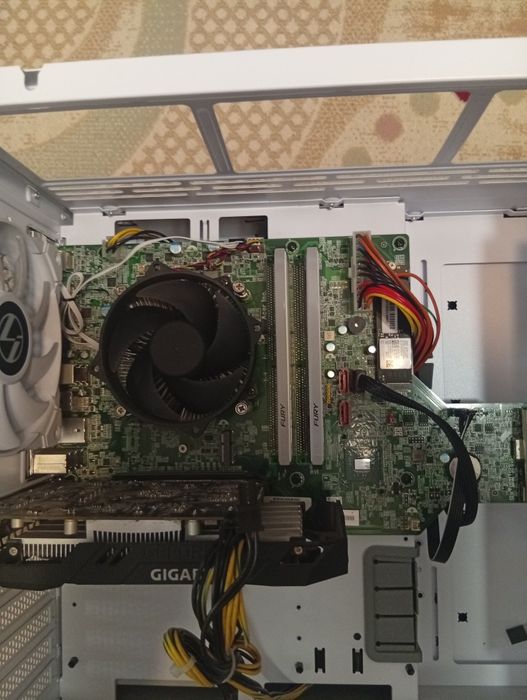 i5-9400f с материнской платой и кулером