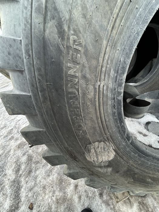 Резина на погрузчик