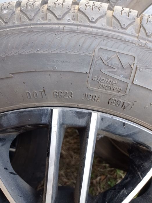 Джанти с гуми за Рено трафик,Опел виваро,нисан