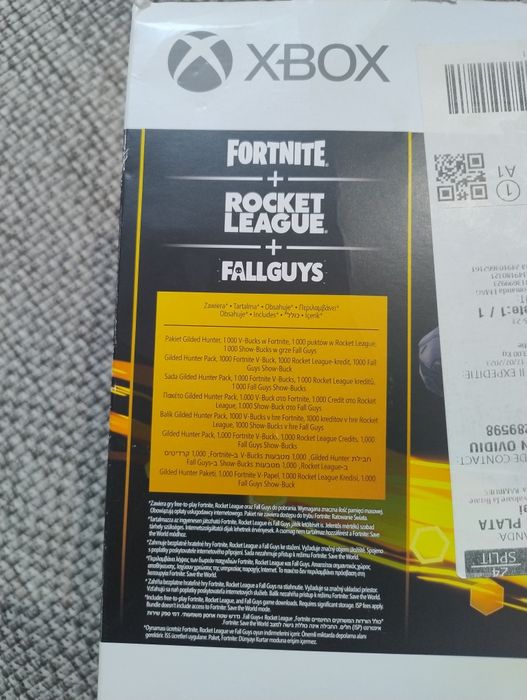 Vând Xbox Seris S 512gb - 2 manete