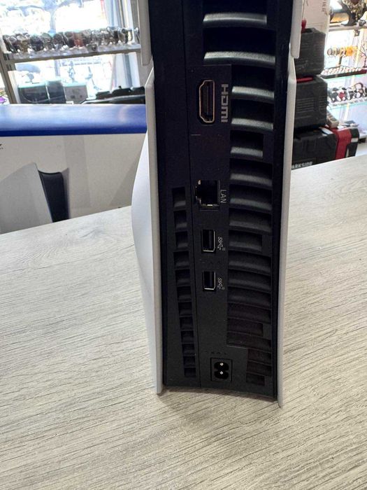 Playstation 5 SLIM DISC 1TB (PS5 SLIM 1TB) / 2 КОНТРОЛЕРА / Гаранция