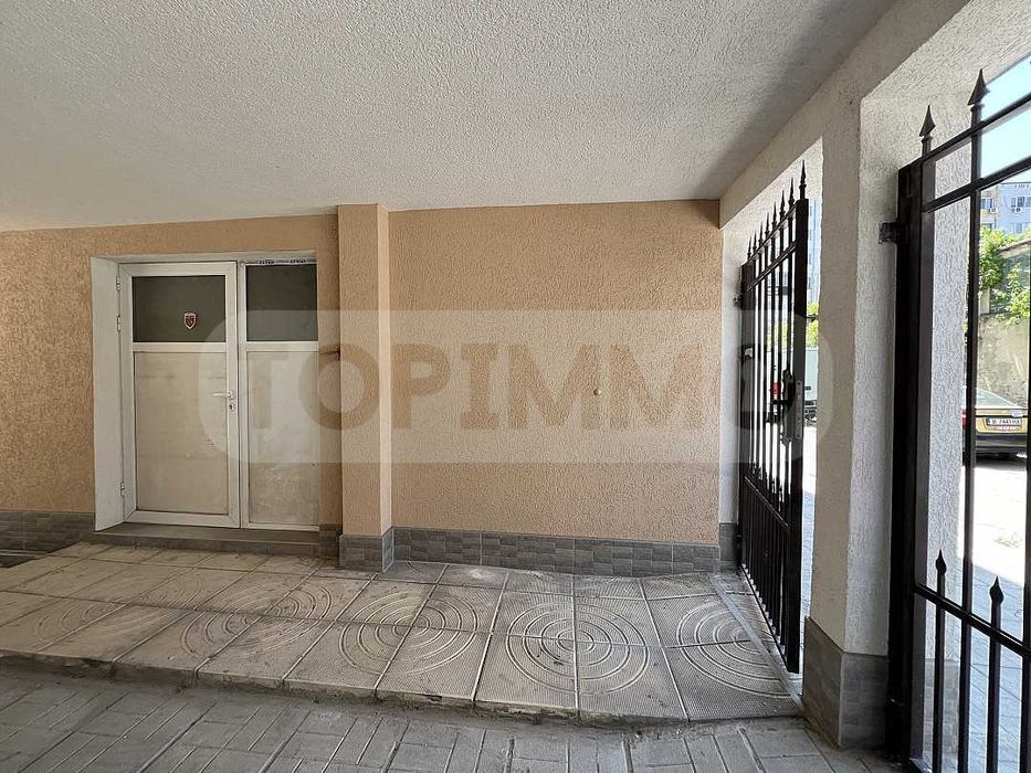 Продава се Двустаен апартамент в Варна, Трошево - 65 кв.м за 2000 €/кв.м - Снимка #12