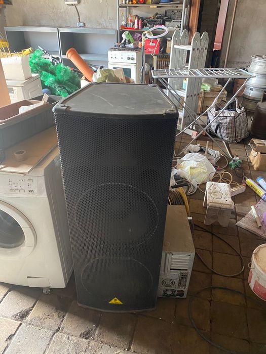 Колонка Behringer Eurolive B2520 PRo