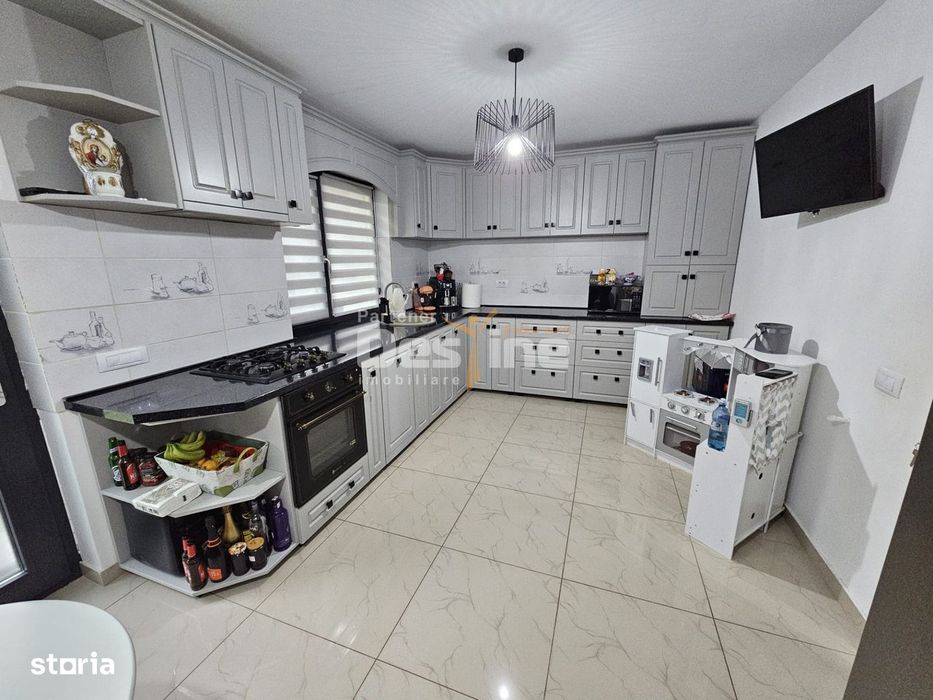 Casa 3 camere, Valea Adanca, mobilata de lux, COMISION 0%