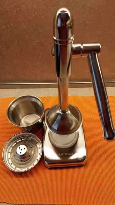 Цитрус преса ръчна