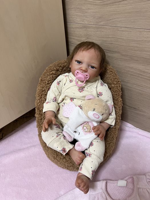 Păpușa reborn realistică