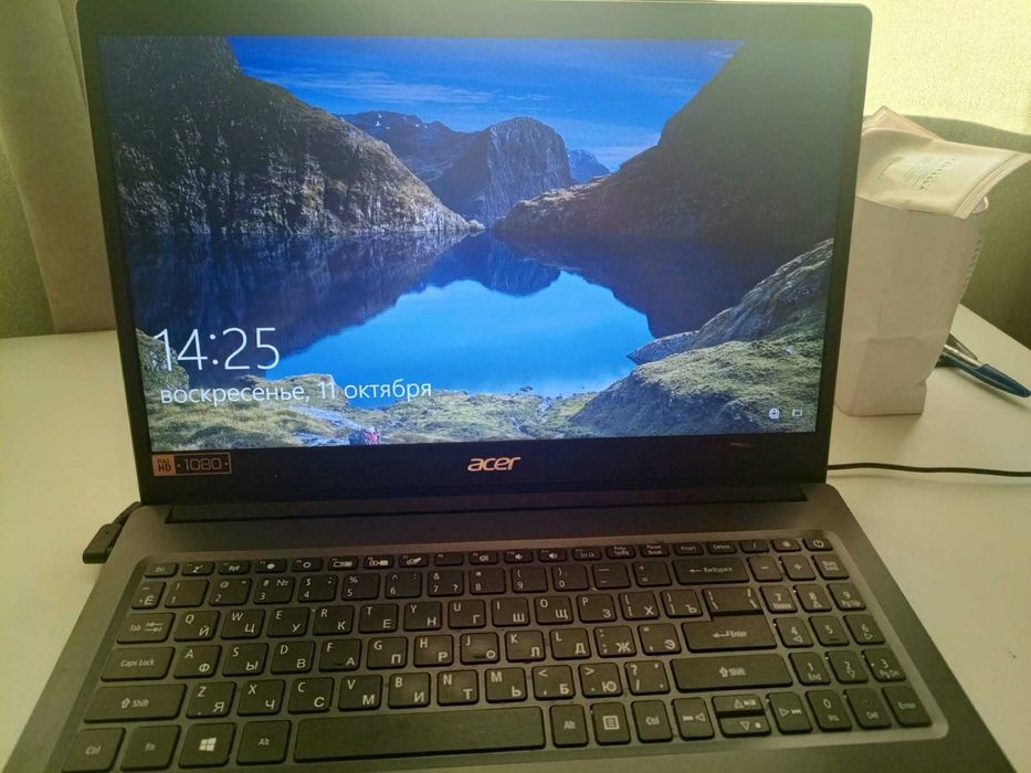 Ноутбук Acer 7 поколения Core i3
