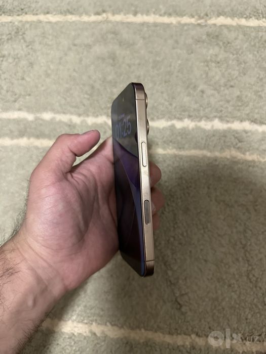 Iphone 16 pro Desert
