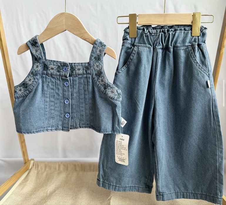 Летние платья и двойки девочкам