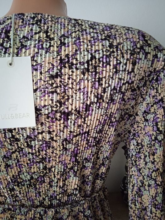 Bluza plisată nouă Pull&bear