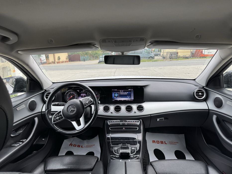 Mercedes E200 2020 schimb cu semiremorca mega prelata